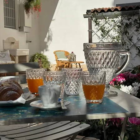 Le Jardin Fleuri Bed and breakfast Castelluccio Valmaggiore