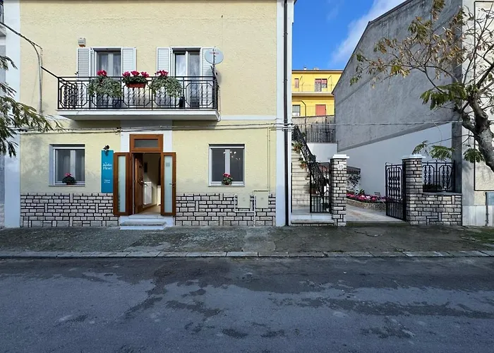 לינה וארוחת בוקר Le Jardin Fleuri