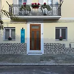 Alojamento de Acomodação e Pequeno-almoço Le Jardin Fleuri Castelluccio Valmaggiore
