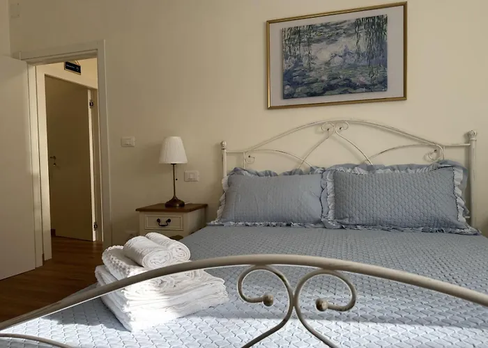 فندق مبيت وإفطار Le Jardin Fleuri Castelluccio Valmaggiore