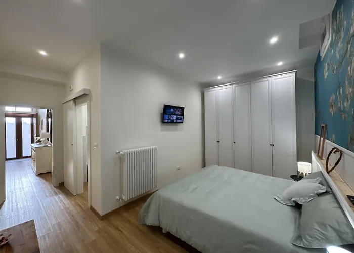 فندق مبيت وإفطار Le Jardin Fleuri *